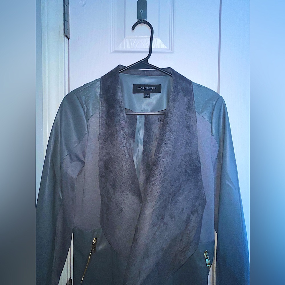 NWT Andrew Marc, Marc New York trench style coat Dark grey Leather